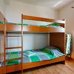 شقة Bartulin