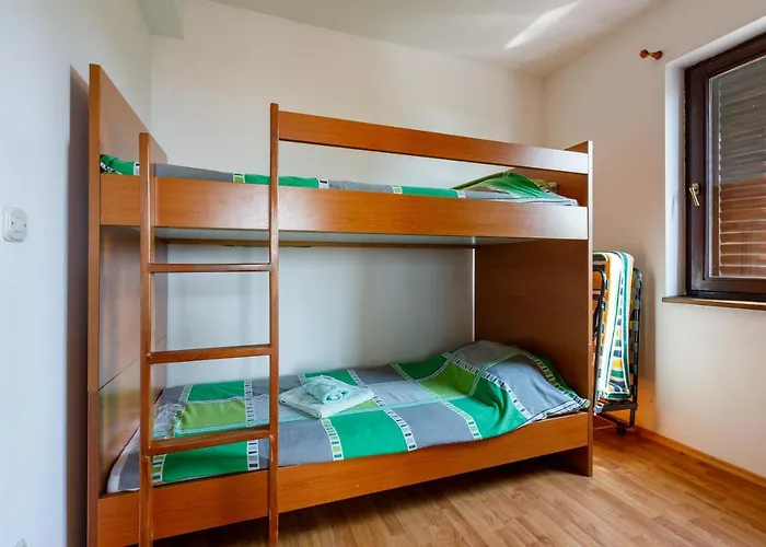 アパート Bartulin