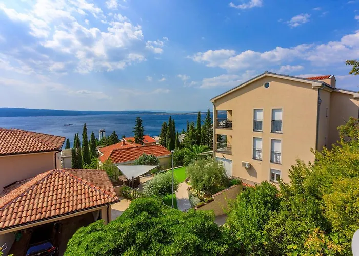 Bartulin Apartman *